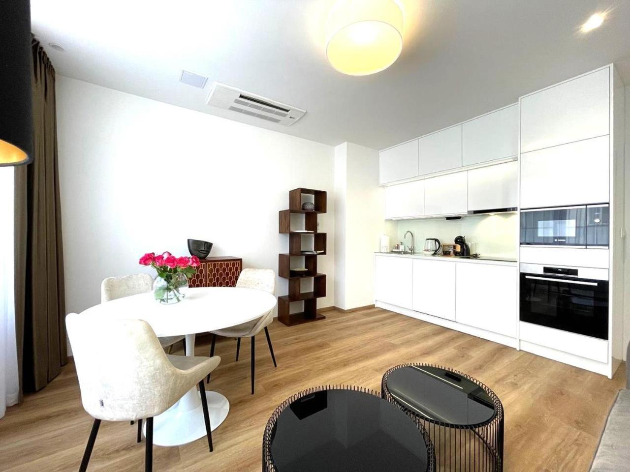 Matis 2 - Centrum Apartment *